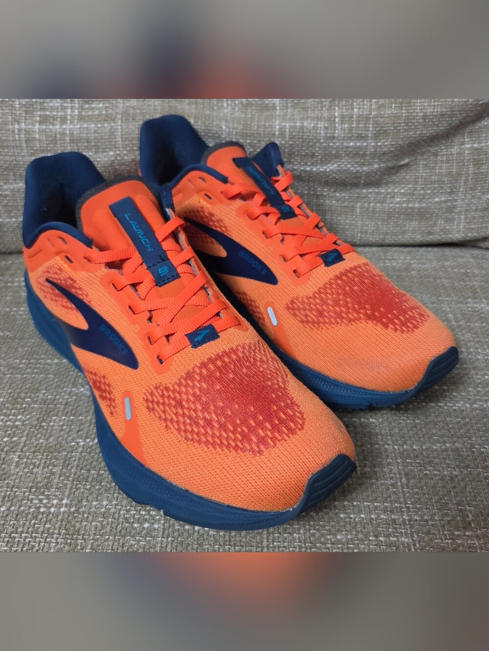 Brooks Launch 9 Men’s Running Shoes Orange Navy Blue Size 7 Medium D 1103861D854